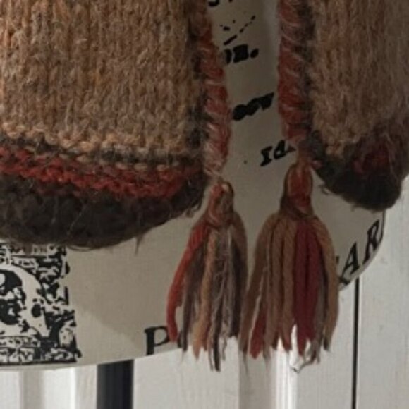 VINTAGE BOHO HIPP HANDMADE KNNITED CASHMERE BUTTONS LESS VEST - Picture 4 of 15